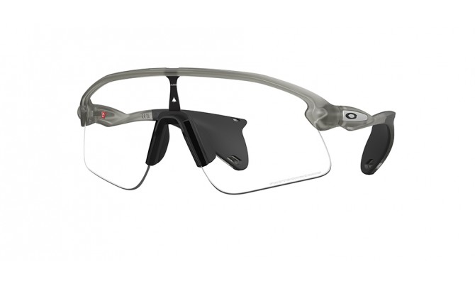  Oakley OO9517-951708